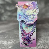 گردنبند کرومی به‌همراه استیکر ناخن