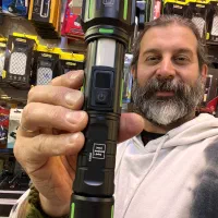 چراغ قوه شارژی زومدار دوربردهمه کاره چکش دار HL923