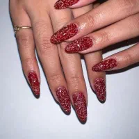 آموزش کاشت ناخن و خدمات ناخن ارزان در منزل مشتری|خدمات آرایشگری و زیبایی|فولادشهر, مسکن مهر فولادشهر|دیوار