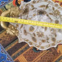 آجیل و شیرینی خوری زیر خاکی