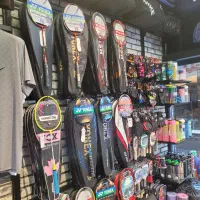 فروشندگی لباس ورزشی