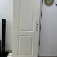 در سرویس و حمام چوبی