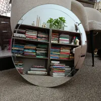 آینه گِرد|آینه|کرج, اصفهانی‌ها|دیوار