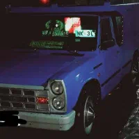 نیسان کرایه ای شهری و برون شهری