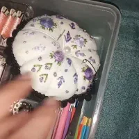 جاسوزنی و سنجاق سر گلدوزی شده|زیورآلات و اکسسوری|اطاقور, |دیوار