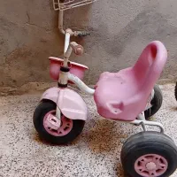 سه چرخه در حد و دوچرخه ۱۶ هر دو سالم