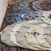 کت و شلوار و پیراهن