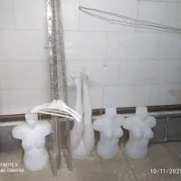 وسایل جانبی مغازه لباس فروشی