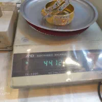 سرمایه گذاری ۱تومن پول و