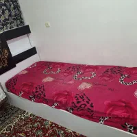 تخت یکنفره به همراه تشک|تخت و سرویس خواب|قائم‌شهر, |دیوار