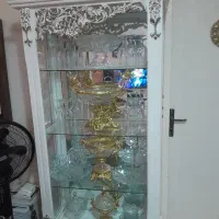 بوفه به همراه  ظروف۳تیکه طلایی