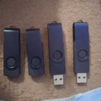 چهار عدد فلش 8گیگ سالم