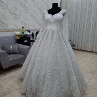 لباس عروس کاملا سالم ،دو سه بار پوشیده شده ،|لباس|ری, علایین|دیوار