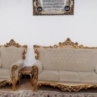 مبل سلطنتی همراه با عسلی
