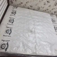 تخت دونفره سالم و تشک سالم|تخت و سرویس خواب|زاهدان, |دیوار