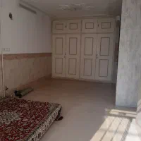 اجاره دو طبقه دربست همکف بالا ۳۰۰رهن ۱۵اجاره|اجارهٔ خانه و ویلا|قم, بکایی|دیوار