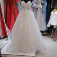 فروش لباس عروس دامن اسکارلت با زیره شاین بیده|لباس|کرج, برغان|دیوار