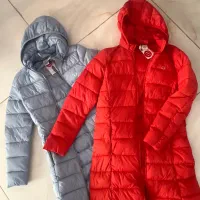 فروش دو عدد کاپشن بلند کلاه دار جین وست