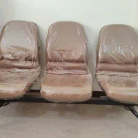 دو صندلی انتظار شش نفره چرمی با کاور نایلونی|مبلمان اداری|ایلام, |دیوار