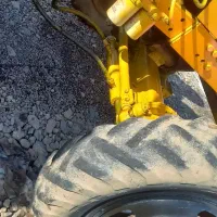 تراکتور بیل عقب