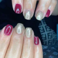 کاشت ناخن|خدمات آرایشگری و زیبایی|رشت, نخودچر|دیوار