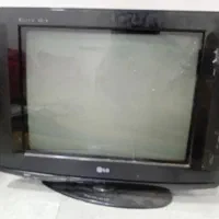 تلوزیون و میز