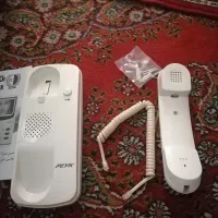 گوشی داخل هست