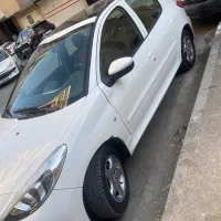 پژو ۲۰۷اتومات ۱۴۰۰ تمیز بدون رنگ