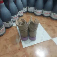 پوتین ترک|کیف، کفش، کمربند|سیاهکل, |دیوار