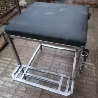 چهار پایه اهنی سبک