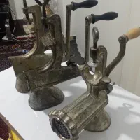 3عددابمیوهگیروچرخ گوشت قدیمی|آبمیوهگیر و آبمرکباتگیر|اردبیل, |دیوار