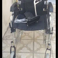 ویلچر تاشو کاملا نو داخل کارتن