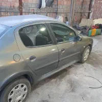 ماشین پژو ۲۰۶ تصادفی