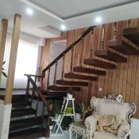 اجرای پله و نرده چوبی