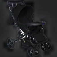 کالسکه نو سالم و تمیز دارای گارانتی و جعبه‌.