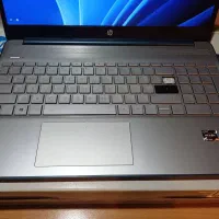 لپ تاپ در حد نو