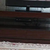 میز تلویزیون و مبل ۷ نفره