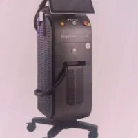 اپراتور دستگاه لیزر  خانم