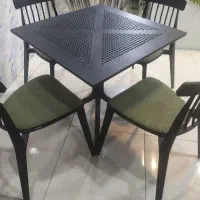 میز و صندلی