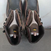 فروش یک جفت کفش ایمنی کار