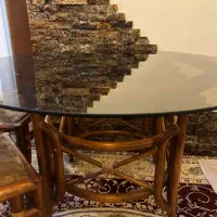 میز ناهار خوری گرد