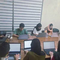 آموزش نرم افزار فتوشاپ(استخدام+عکاسی)|استخدام رایانه و فناوری اطلاعات|شیراز, ارم|دیوار
