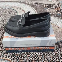 کفش‌ کاملا نو سایز ۴۰