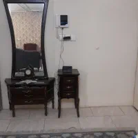 آیینه و کنسول