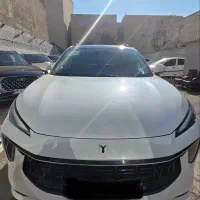 لاماری سفید ۱۴۰۳