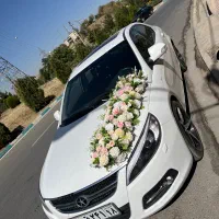 ماشین عروس گل مصنوعی