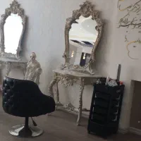 فروش ‌ویژه تجهیزات آرایشگاهی|آرایشگاه و سالن‌های زیبایی|اصفهان, تخت فولاد|دیوار