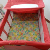 تخت نوزاد|تخت و صندلی بچه|رشت, فلسطین|دیوار