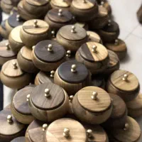 به نجار و کارگر ساده نیازمندیم