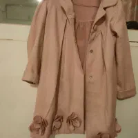 پالتوی دخترانه در حد نو به خاطر کوچک شدن